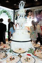 Universal display - wedding cake
